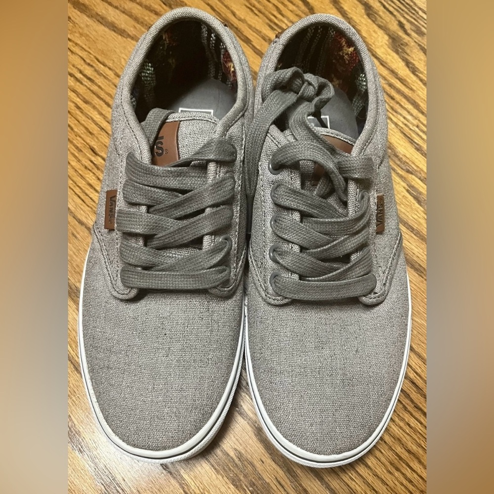 Vans Men's Gray Lace-Up Sneakers 7.5 White Sole Classic Casual